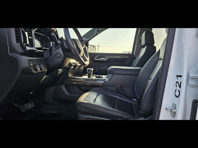 2023 Chevrolet Silverado 1500 4WD Crew Cab Short Bed LTZ