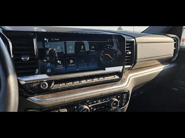 2023 Chevrolet Silverado 1500 4WD Crew Cab Short Bed LTZ