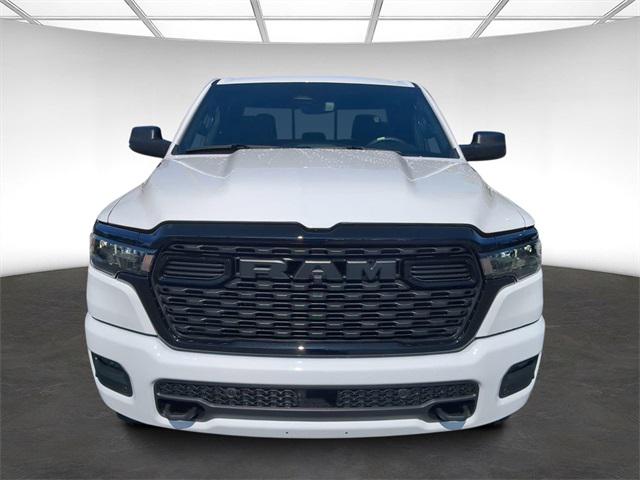 2025 RAM Ram 1500 RAM 1500 TRADESMAN CREW CAB 4X4 57 BOX