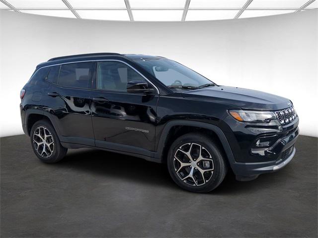 2024 Jeep Compass COMPASS LIMITED 4X4