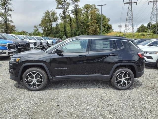 2024 Jeep Compass COMPASS LIMITED 4X4