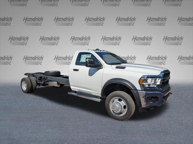 2024 RAM Ram 5500 Chassis Cab RAM 5500 TRADESMAN CHASSIS REGULAR CAB 4X2 120 CA