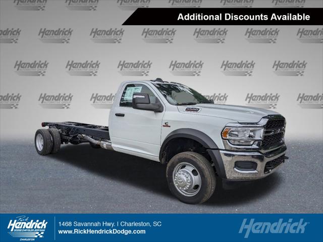 2024 RAM Ram 5500 Chassis Cab RAM 5500 TRADESMAN CHASSIS REGULAR CAB 4X2 120 CA