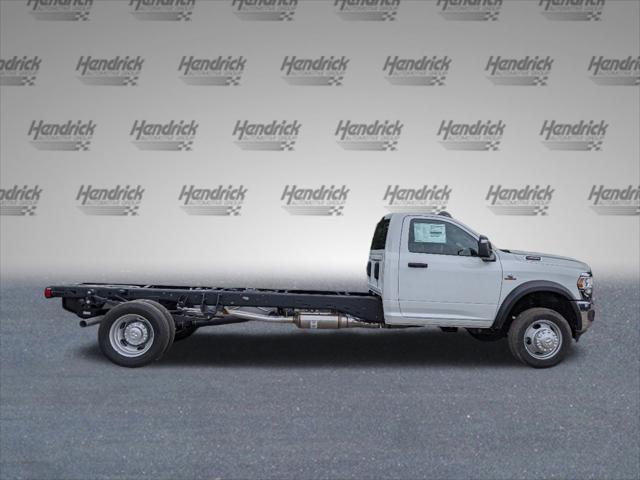 2024 RAM Ram 5500 Chassis Cab RAM 5500 TRADESMAN CHASSIS REGULAR CAB 4X2 120 CA