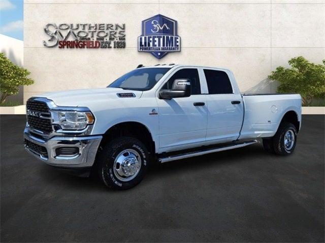 2024 RAM Ram 3500 RAM 3500 TRADESMAN CREW CAB 4X4 8 BOX