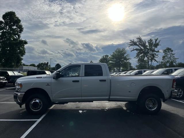 2024 RAM Ram 3500 RAM 3500 TRADESMAN CREW CAB 4X4 8 BOX