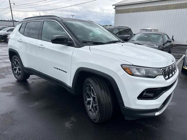 2024 Jeep Compass COMPASS LIMITED 4X4