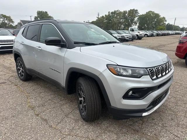 2024 Jeep Compass COMPASS LIMITED 4X4