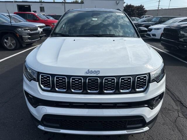 2024 Jeep Compass COMPASS LIMITED 4X4