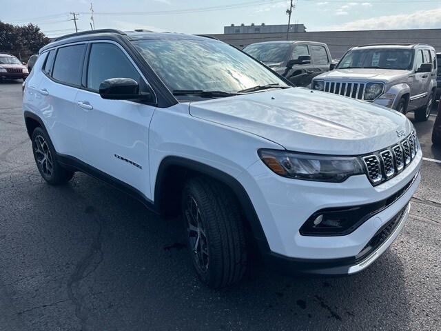 2024 Jeep Compass COMPASS LIMITED 4X4