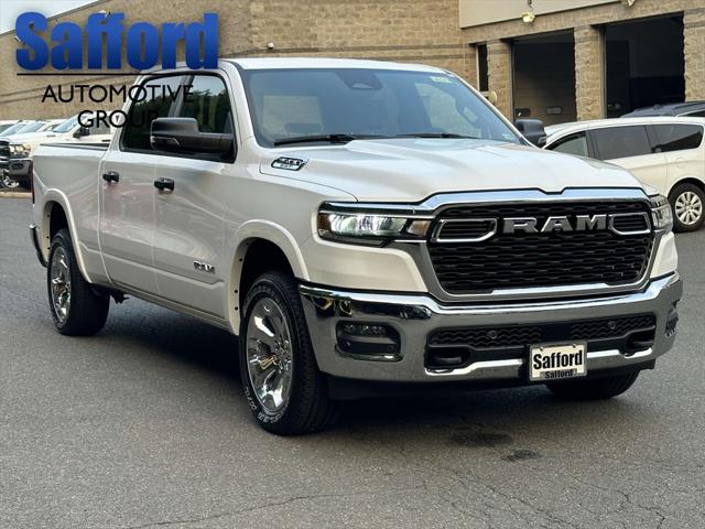 2025 RAM Ram 1500 RAM 1500 BIG HORN CREW CAB 4X4 64 BOX