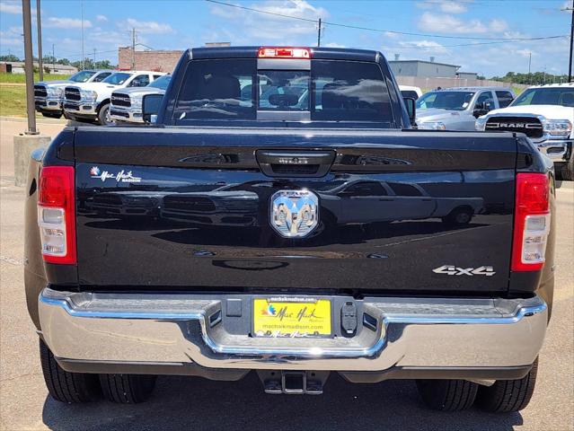 2024 RAM Ram 3500 RAM 3500 TRADESMAN CREW CAB 4X4 8 BOX