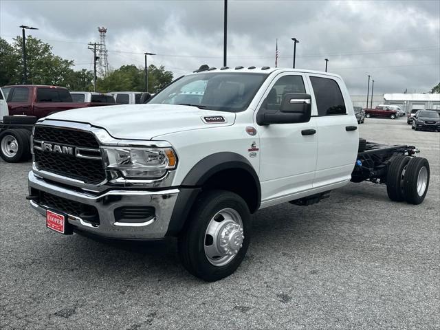 2024 RAM Ram 5500 Chassis Cab RAM 5500 TRADESMAN CHASSIS CREW CAB 4X2 84 CA