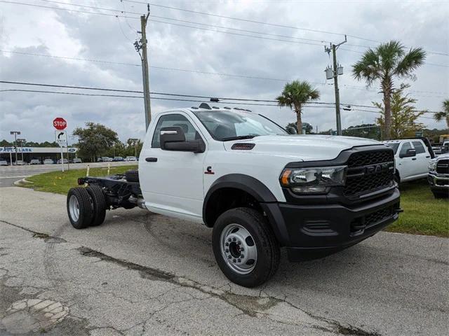 2024 RAM Ram 5500 Chassis Cab RAM 5500 TRADESMAN CHASSIS REGULAR CAB 4X4 84 CA