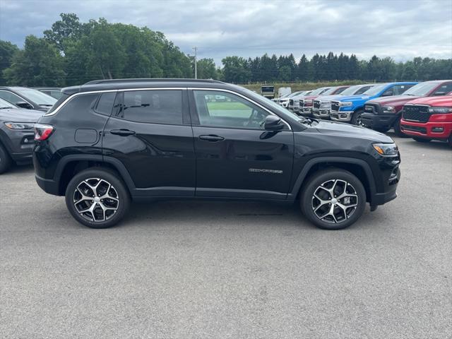 2024 Jeep Compass COMPASS LIMITED 4X4