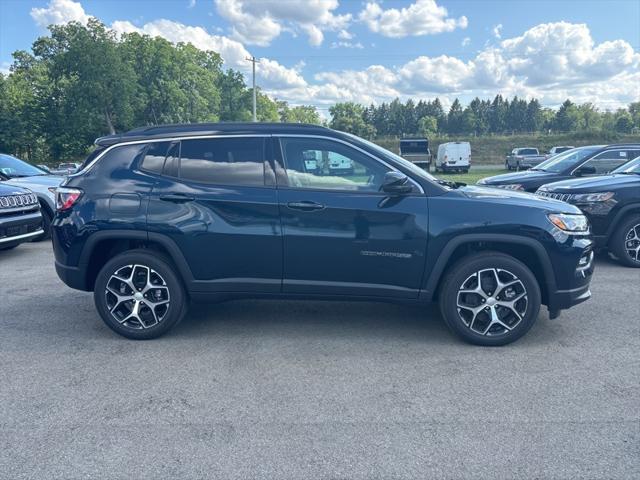 2024 Jeep Compass COMPASS LIMITED 4X4