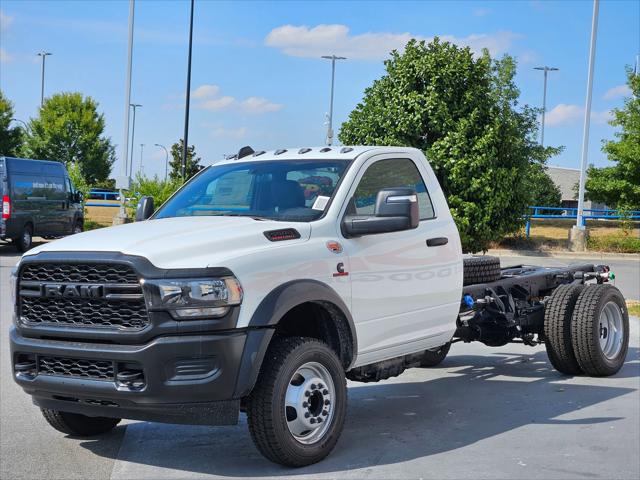 2024 RAM Ram 5500 Chassis Cab RAM 5500 TRADESMAN CHASSIS REGULAR CAB 4X4 84 CA