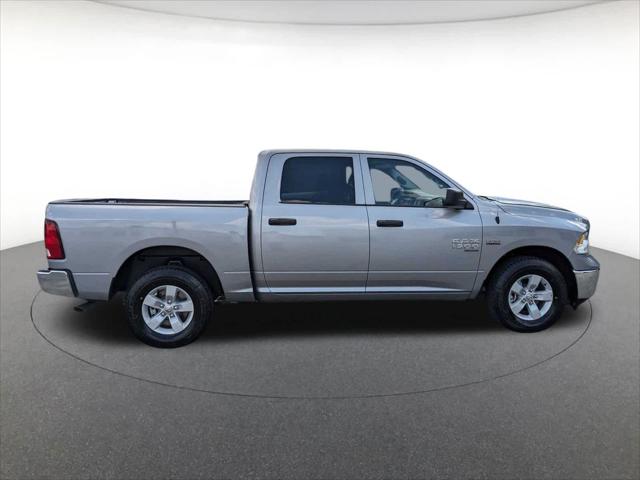 2024 RAM Ram 1500 Classic RAM 1500 CLASSIC TRADESMAN CREW CAB 4X4 57 BOX