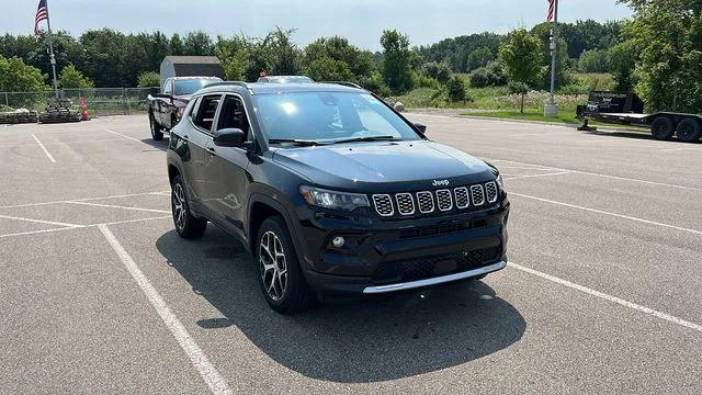 2024 Jeep Compass COMPASS LIMITED 4X4