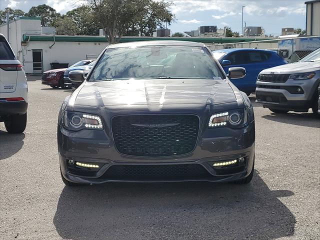 2023 Chrysler Chrysler 300 300 TOURING L RWD