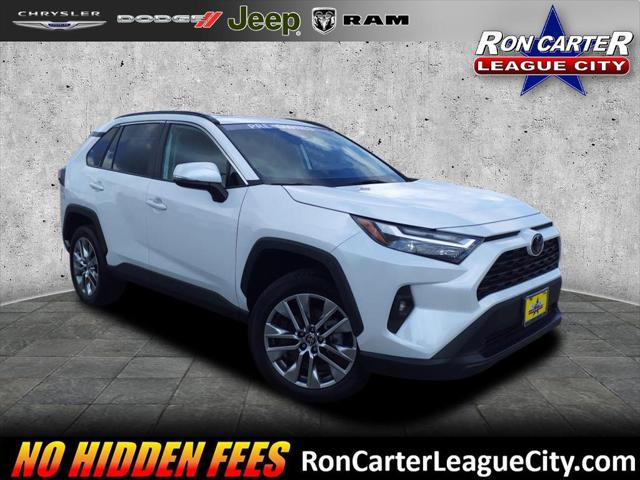 2023 Toyota RAV4 XLE Premium