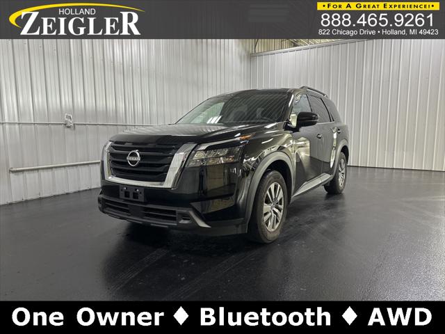 2023 Nissan Pathfinder SV 4WD for sale in Holland, MI