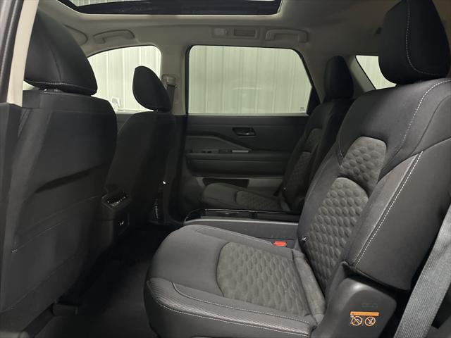 2023 Nissan Pathfinder SV 4WD