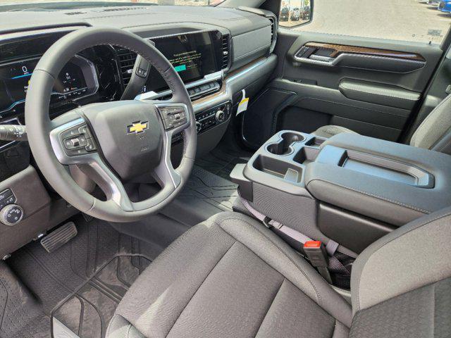 2024 Chevrolet Silverado 1500 4WD Crew Cab Short Bed LT