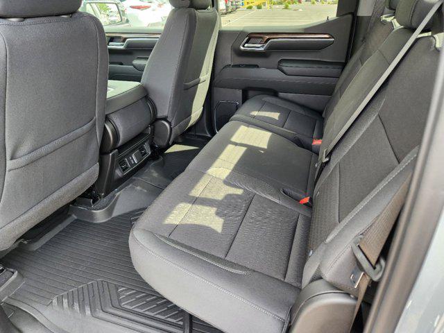 2024 Chevrolet Silverado 1500 4WD Crew Cab Short Bed LT