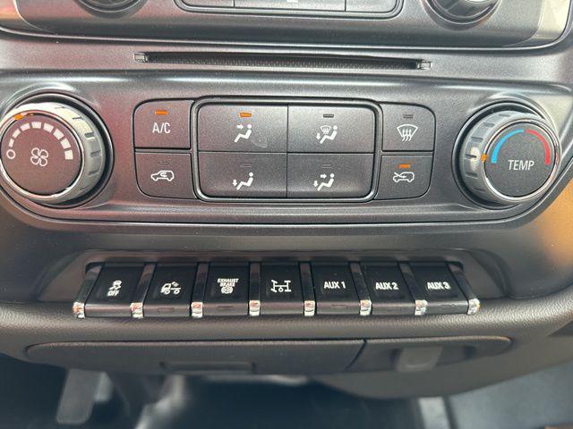 2024 Chevrolet Silverado 6500HD 1WT