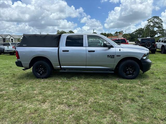 2022 RAM 1500 Classic Tradesman Crew Cab 4x4 57 Box