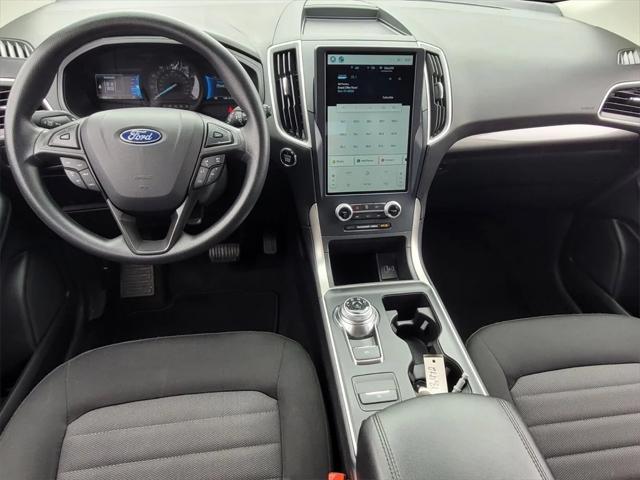 2023 Ford Edge SE