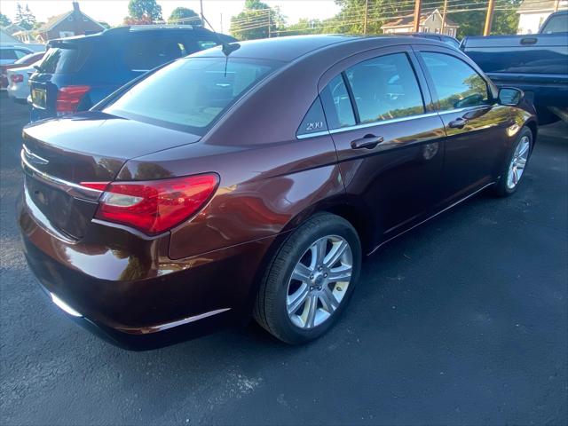 2012 Chrysler 200 Touring