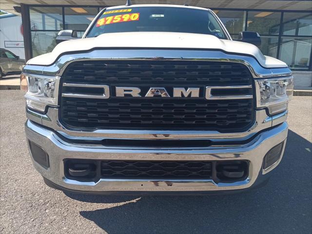 2022 RAM 2500 Big Horn Crew Cab 4x4 64 Box