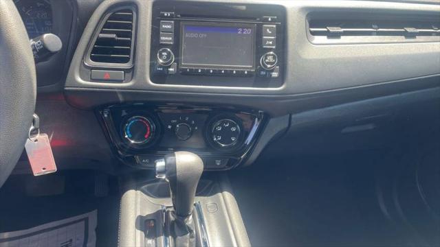 2017 Honda HR-V LX