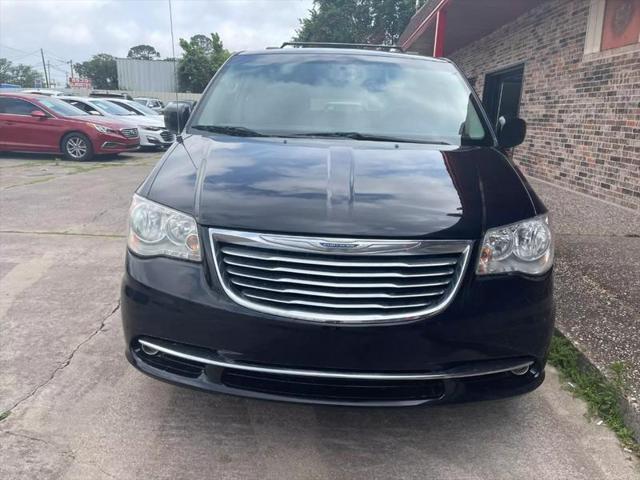 2012 Chrysler Town & Country Touring