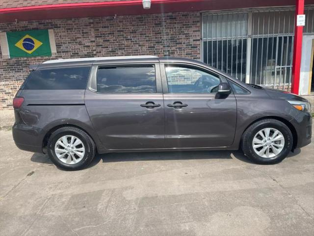 2016 Kia Sedona LX