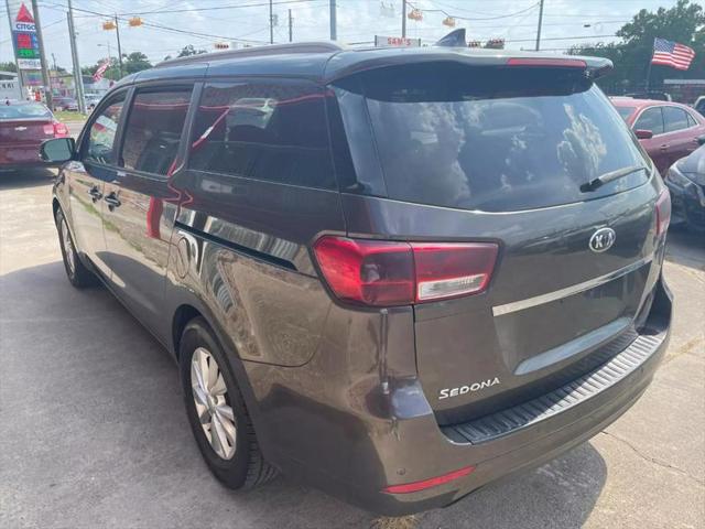 2016 Kia Sedona LX
