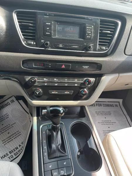 2016 Kia Sedona LX
