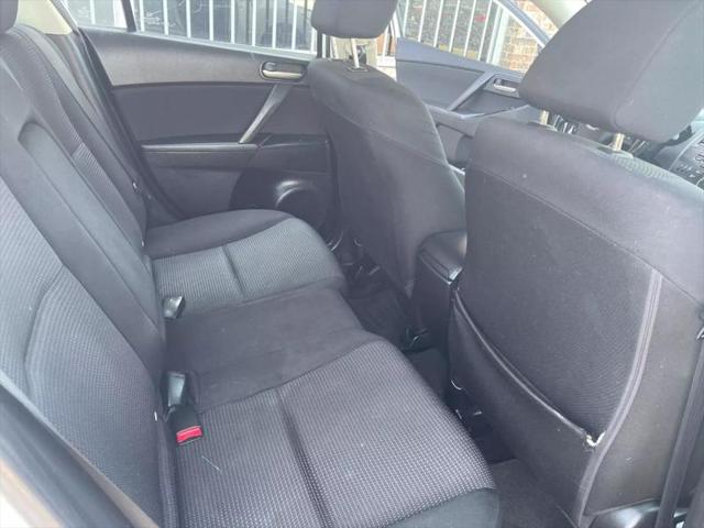2012 Mazda Mazda3 i Touring