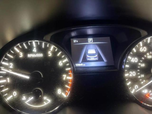 2016 Nissan Pathfinder SV