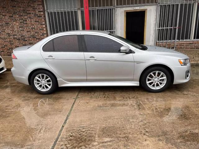 2016 Mitsubishi Lancer ES