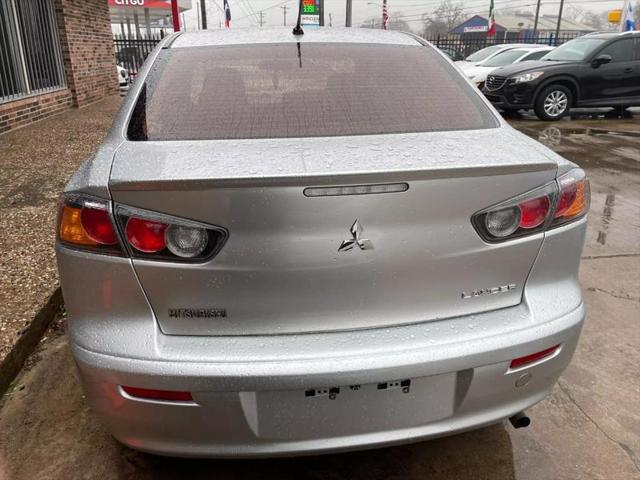 2016 Mitsubishi Lancer ES