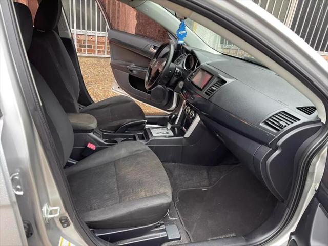 2016 Mitsubishi Lancer ES
