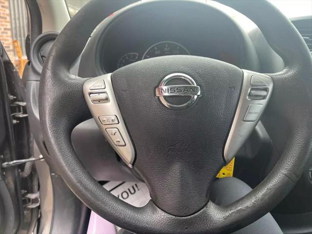 2016 Nissan Versa 1.6 S+