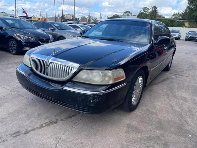 2010 Lincoln Town Car Signature L for sale in Houston, TX