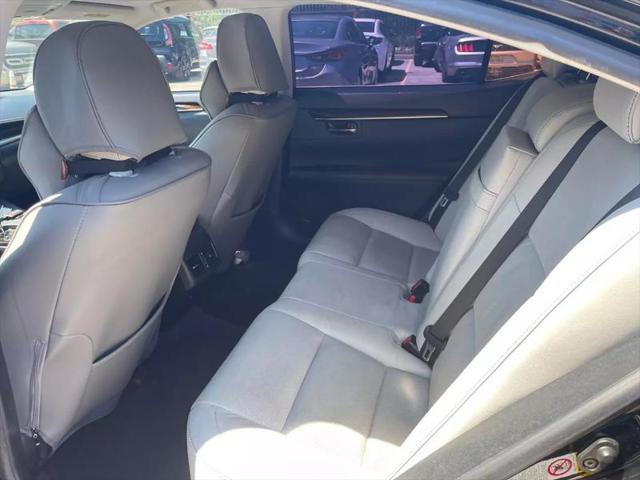 2013 Lexus ES 350 ES 350 Sedan 4D