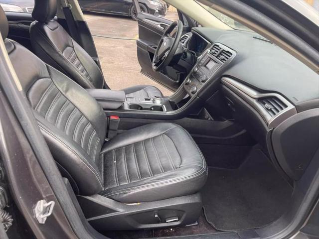 2017 Ford Fusion SE