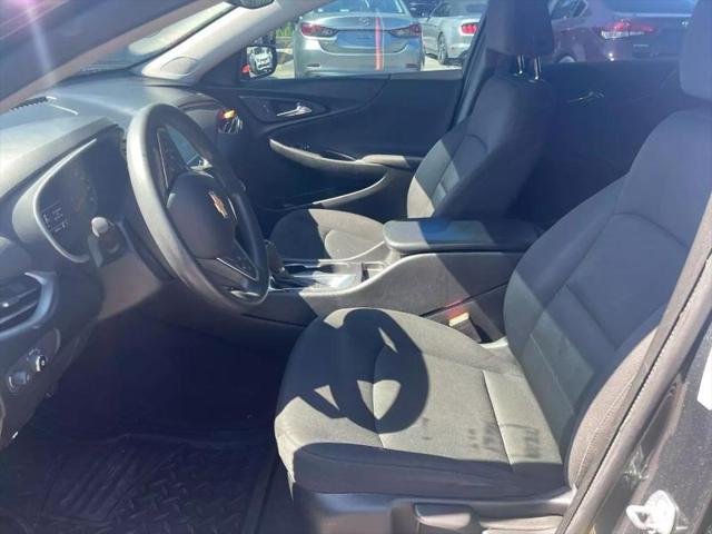 2017 Chevrolet Malibu LS