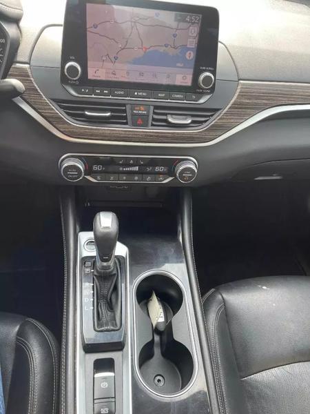 2020 Nissan Altima SL FWD